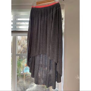 American Eagle grey asymmetrical skirt